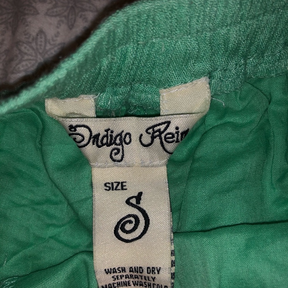 Shorts - Picture 2 of 2